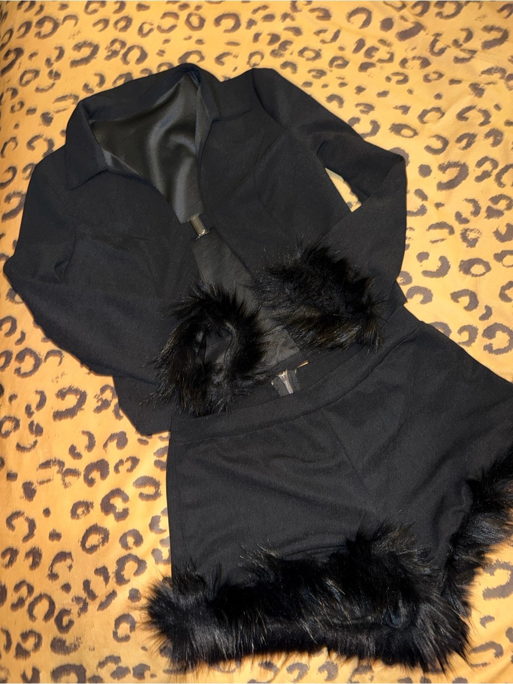 Jacket and shorts set